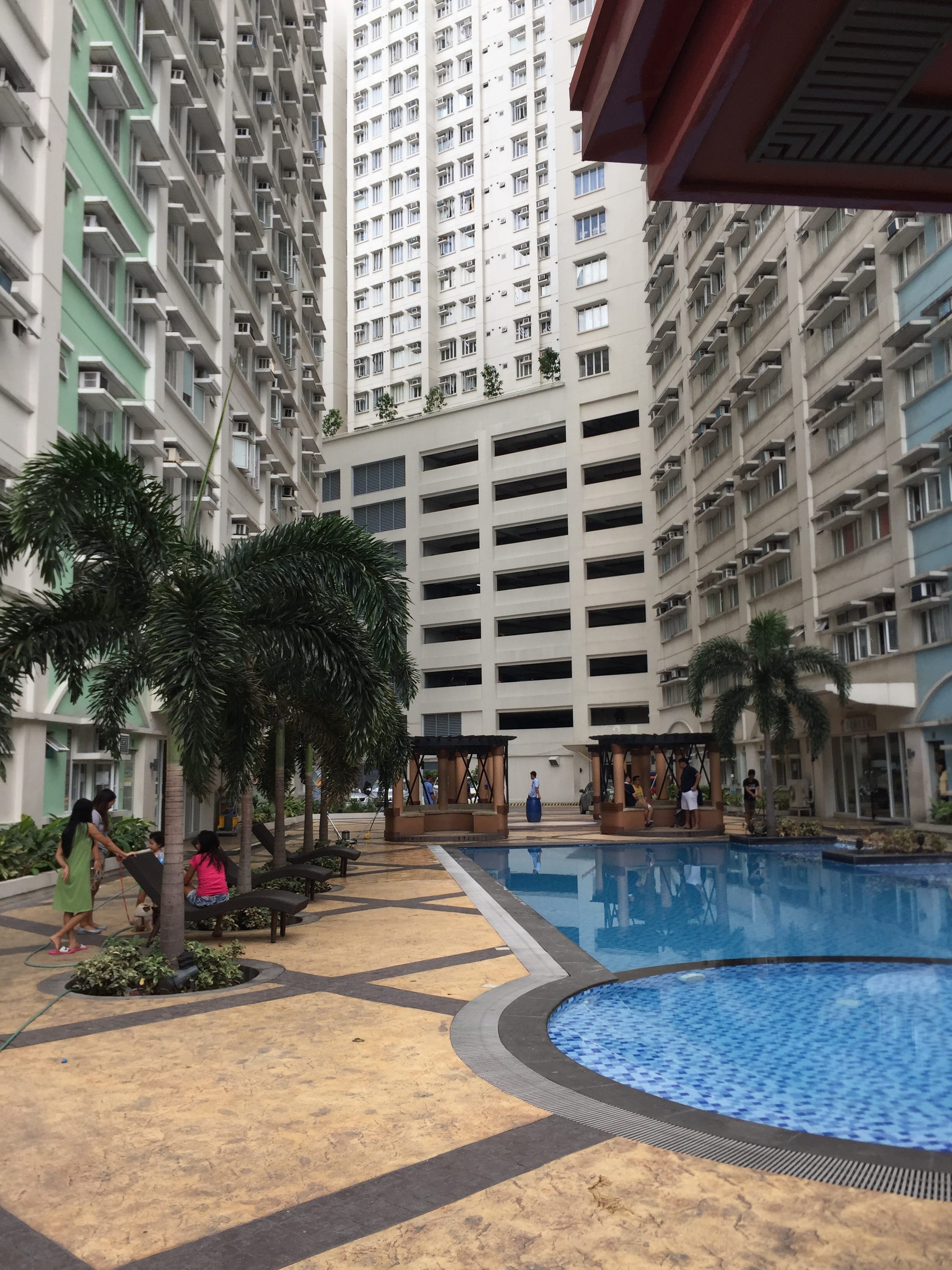 Suntrust Parkview Condominium near Sm Manila anahaw.ph