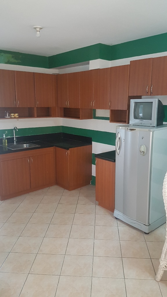 2 BR Semifurnished Condo, Vista De Lago Villas, Taguig City anahaw.ph